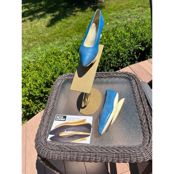 Vtg Herbert Levine KABUKI Shoes 60’s Robin Egg Blue White Leather Platform 5 - Picture 1 of 10